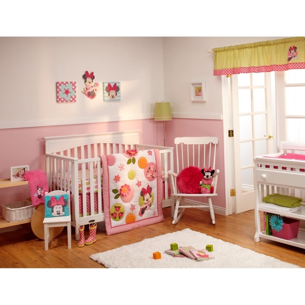 Disney Baby Minnie Mouse Petals Perfect 9-pc. Crib Bedding Set - Picture 2 of 16